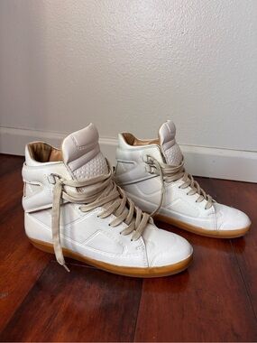 Maison Martin Margiela White High-Top Sneakers with Gum Sole